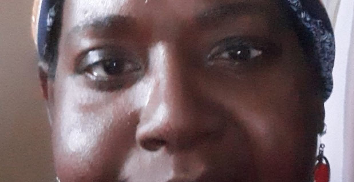 shestillsings shestillsings
